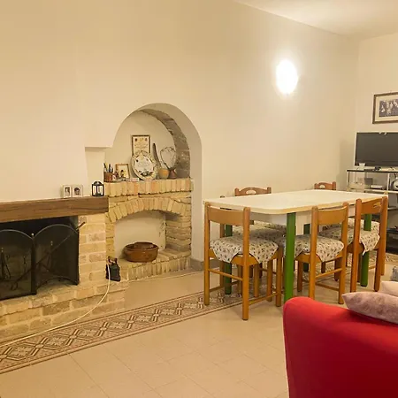 Casa Di Adele 招待所 Brittoli